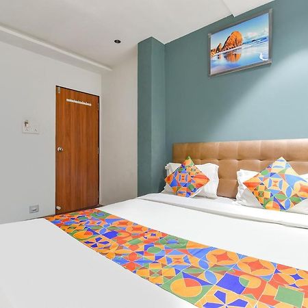 Fabhotel Nidhivan, Udhna Junction Σουράτ Εξωτερικό φωτογραφία