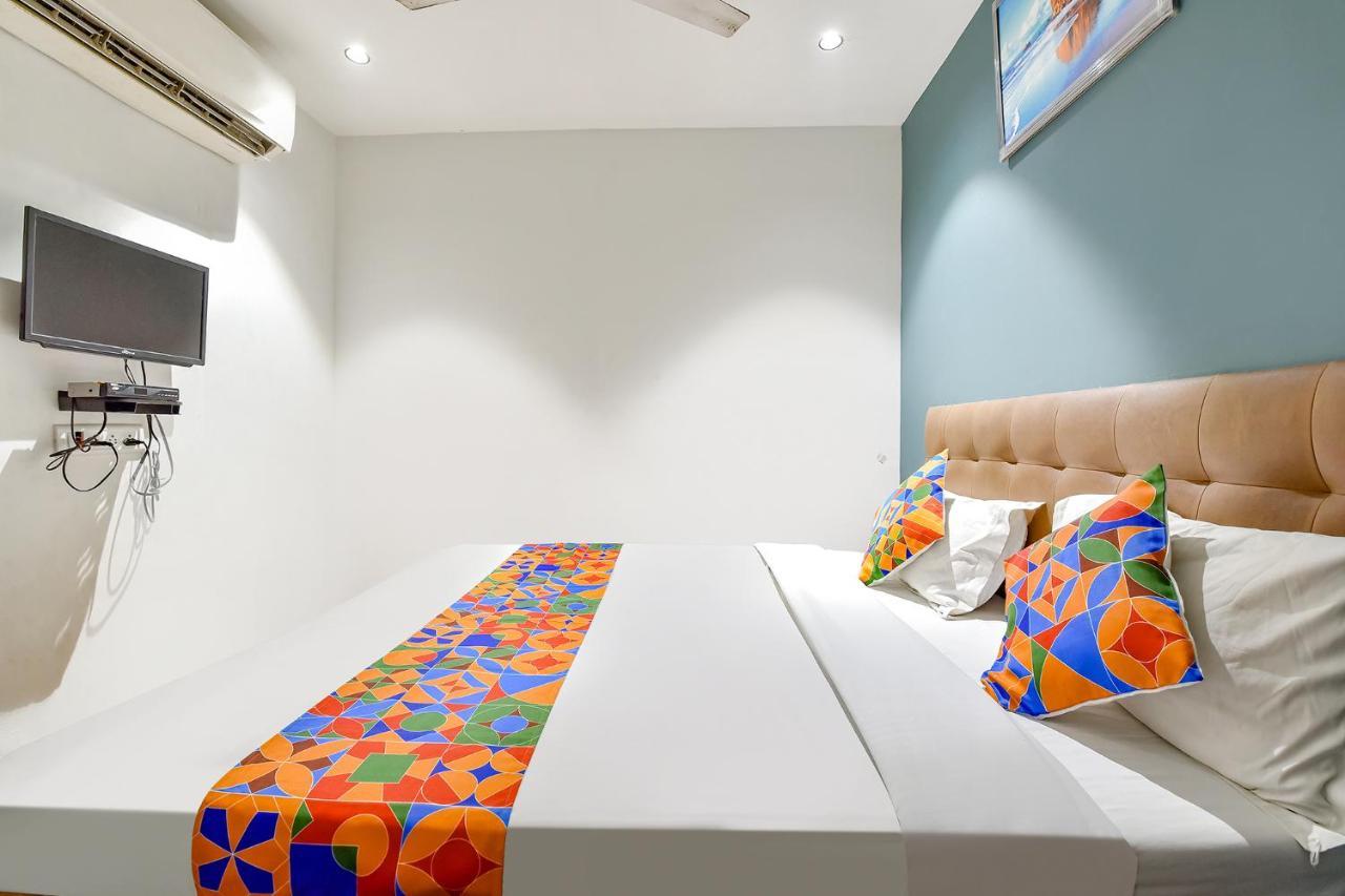 Fabhotel Nidhivan, Udhna Junction Σουράτ Εξωτερικό φωτογραφία