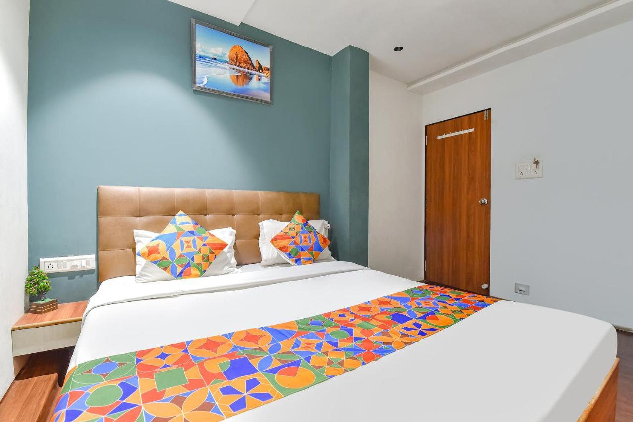 Fabhotel Nidhivan, Udhna Junction Σουράτ Εξωτερικό φωτογραφία