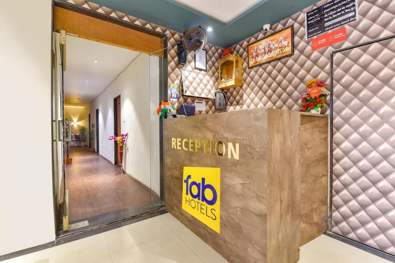 Fabhotel Nidhivan, Udhna Junction Σουράτ Εξωτερικό φωτογραφία